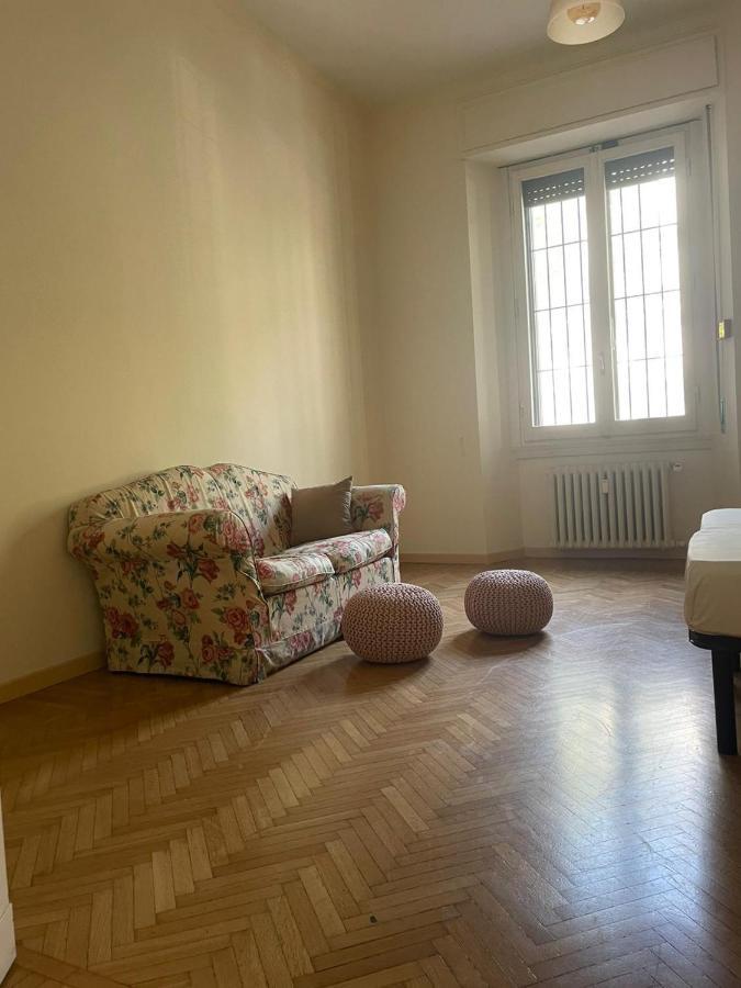 Big Outside Ztl Zone Apartment